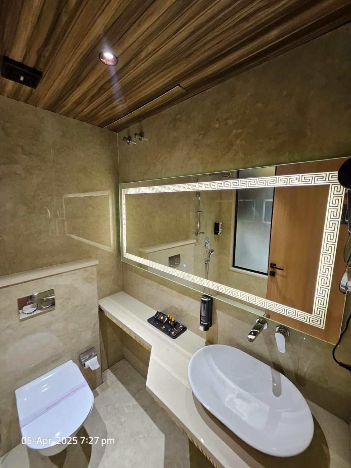 The Grand Suncity Hotel & Resorts Bhopal Exterior foto
